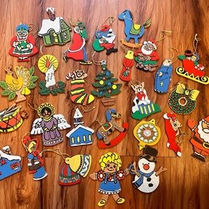 1970’s Vintage Colorful Wooden Christmas Ornaments Set